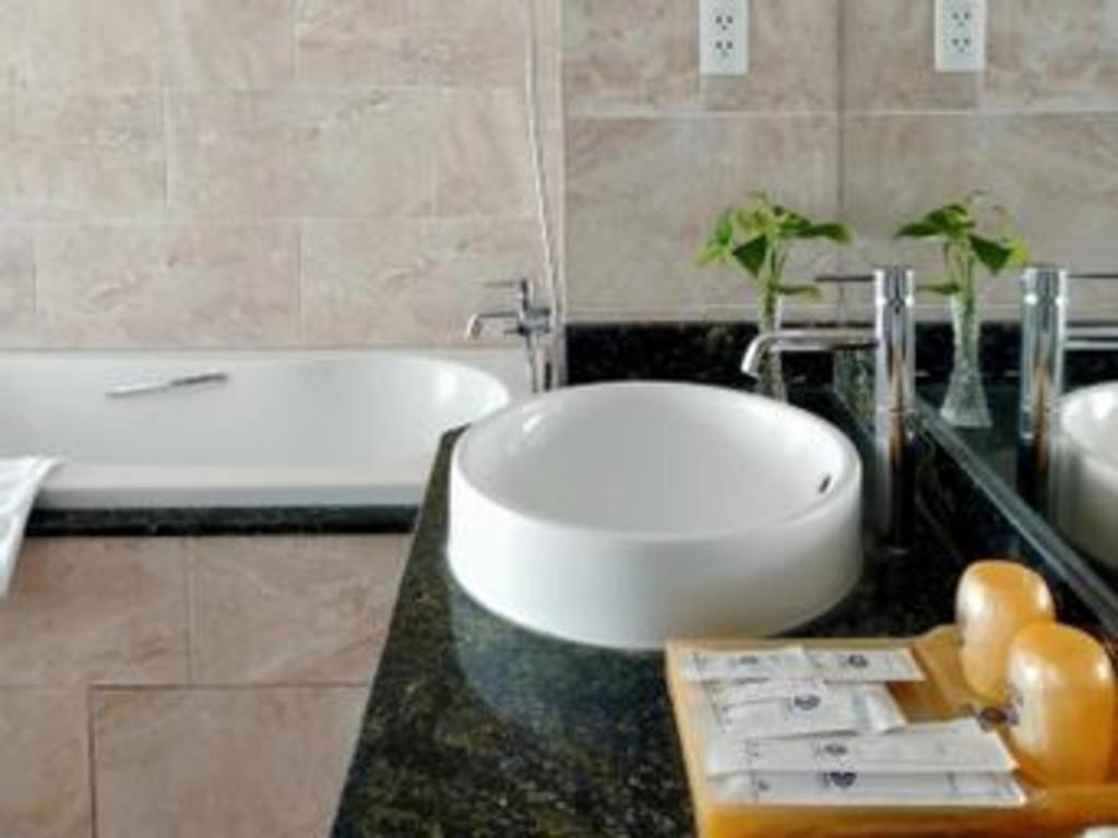 Legendsea Hotel На Транг Екстериор снимка