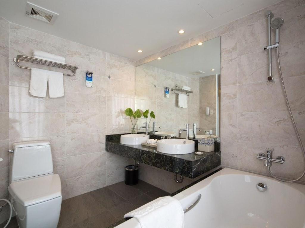 Legendsea Hotel На Транг Екстериор снимка